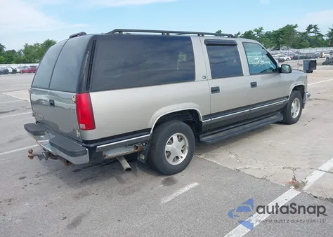 1998 GMC Suburban 1500 Sl из США, поврежденный, VIN 1GKEC16R6WJ721634